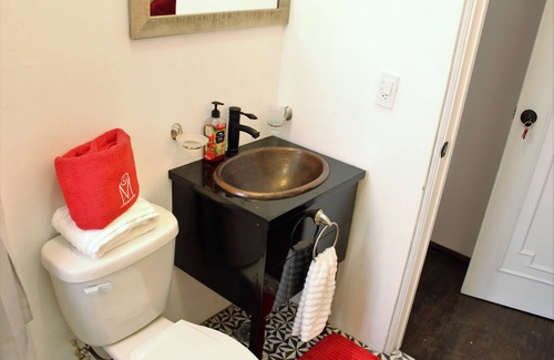 Benito Juarez Hotel | Habitación 105 Fernanda