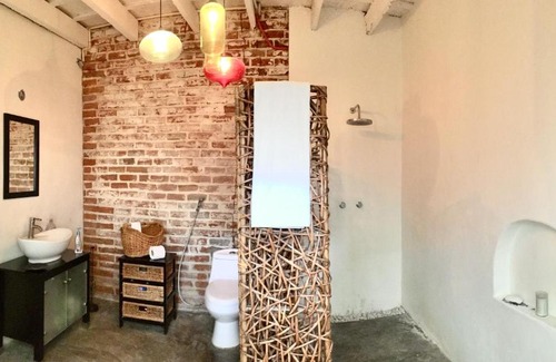 Esterito House | Habitación #3 a dos cuadras del malecón