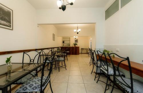 Catedral House | Habitacion familiar - Casa Esmeralda