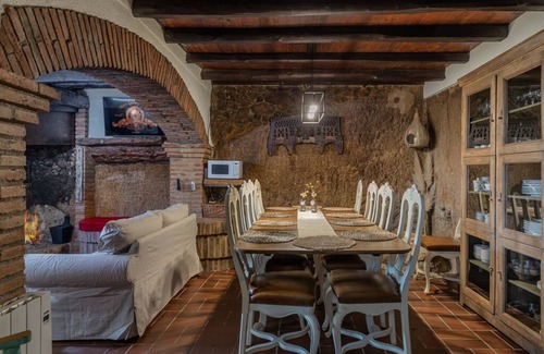 Santa Coloma de Farners Cottage | HABITATGE D'ÚS TURÍSTIC CAN BALDIRI: SPECIAL OFFERS