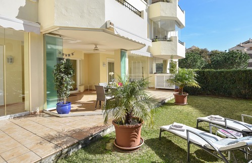 Nikki Beach Apartment | Hacienda Playa 471 - Carib playa Elviria, Marbella, Andalucía
