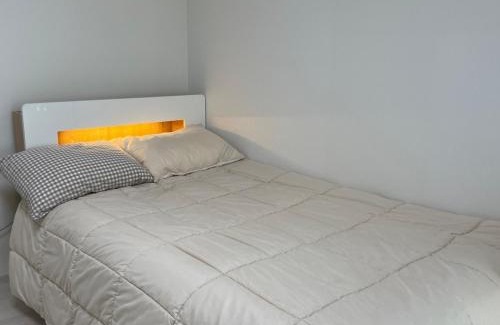 Suwon Bed & Breakfast | Haeng Un - For Foreigner & Female Only