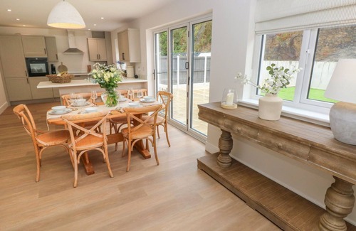 Abercych Cottage | HAFAN Y GOF, pet friendly, with pool in Cenarth