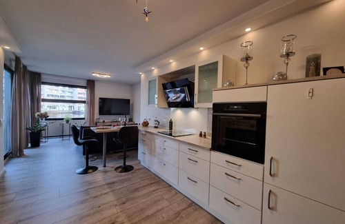 Bad Zwischenahn Apartment | "Hafenperle" vacation apartment right on the water in the heart of Bad Zwischenahn