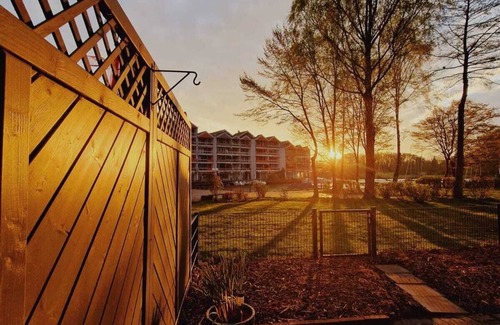 Bad Zwischenahn Apartment | "Hafenperle" vacation apartment right on the water in the heart of Bad Zwischenahn