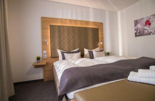 Haren Hotel | Hagen`s Hotel "eat & meet" Restaurant Bar Lounge