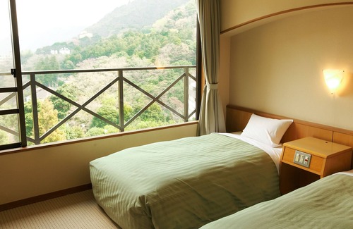 Hakone Hot Springs Hotel | Hakonenomori Okada