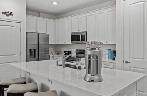 West Kissimmee House | Hakuna Matata Escape Luxury Stay Orlando