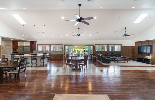 Hauula House | Hale Halai beautify large home perfect for families & small company retreats