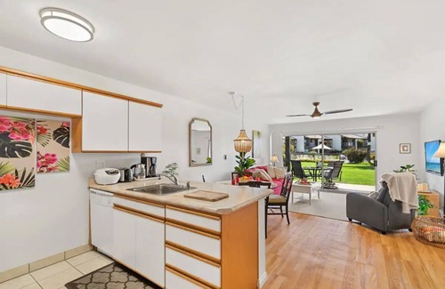 Kihei Condo | Hale Kamaole 112 Romantic Beach Retreat/King Bed/A+ Internet