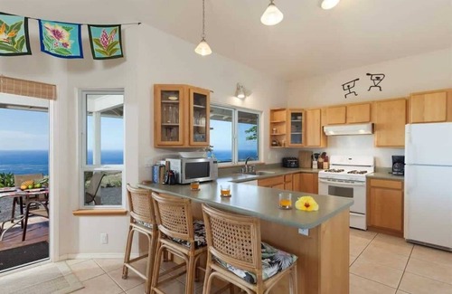 Kohala Estates House | Hale Kohola ~ Spacious, Super Views - 30 Day Minim
