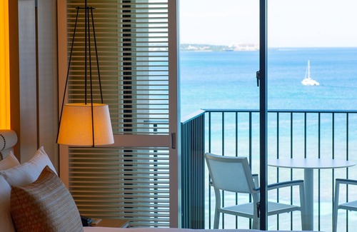 Nakama Hotel | Halekulani Okinawa