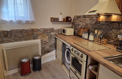 Hundsdorf House | Half-timbered house 2+2 with garden. Conveniently located Koblenz/Neuwied.