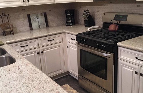 Bywater House | Halloween luxury in Marigny secure gated parking btw French Quarter & Bywater