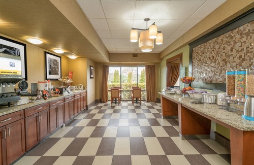 Bessemer Hotel | Hamilton Inn Bessemer