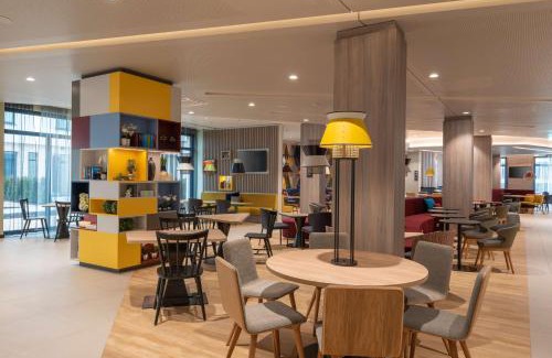 Schwabing-Freimann Hotel | Hampton By Hilton Munich City North