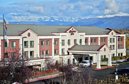 Midtown Anchorage Hotel | Hampton Inn Anchorage