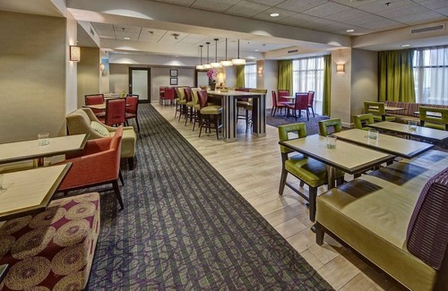 Dunn Hotel | Hampton Inn by Hilton Dunn