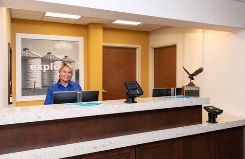 Evansville Hotel | Hampton Inn Evansville