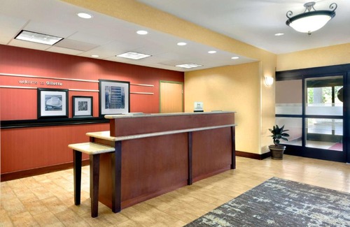 Gillette Hotel | Hampton Inn Gillette