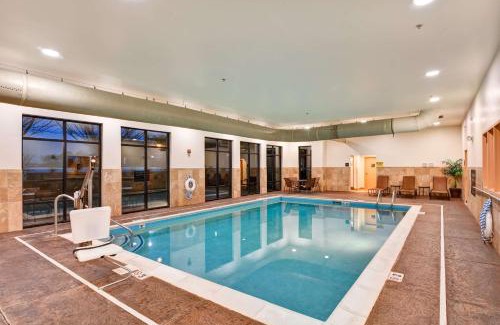 Hendersonville Hotel | Hampton Inn Hendersonville