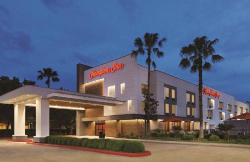 US 290 Hotel | Hampton Inn - Houston/Brookhollow