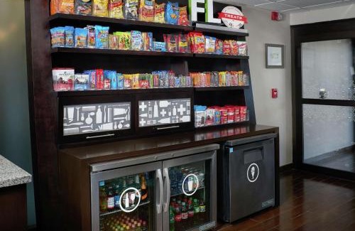 Juno Beach Hotel | Hampton Inn Juno Beach