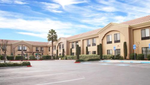 Livermore Hotel | Hampton Inn Livermore