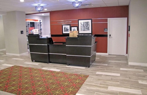 McPherson Hotel | Hampton Inn McPherson