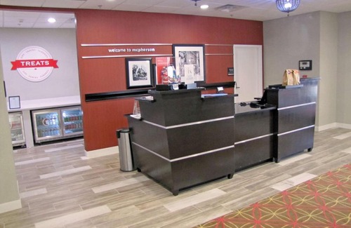 McPherson Hotel | Hampton Inn McPherson