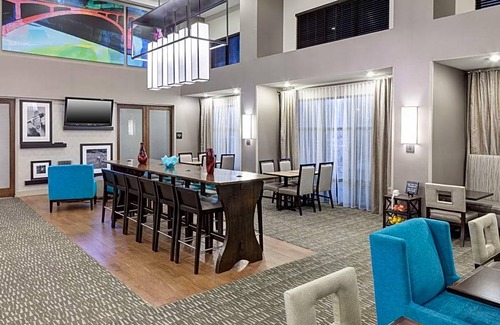 Cedar Rapids Hotel | Hampton Inn & Suites Cedar Rapids - North