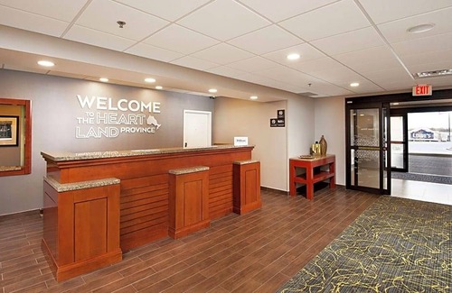 Barrie Hotel | Hampton Inn & Suites Barrie