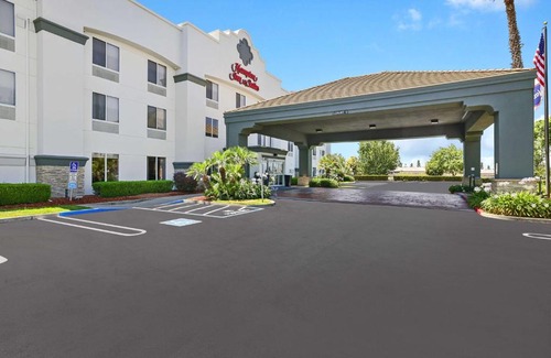 Salida Hotel | Hampton Inn & Suites Modesto - Salida
