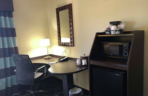 Pennington Bend Hotel | Hampton Inn & Suites Nashville @ Opryland