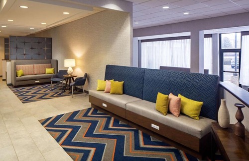 Parker Hotel | Hampton Inn & Suites Parker