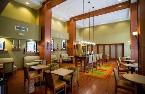 Radcliff Hotel | Hampton Inn & Suites Radcliff/Fort Knox