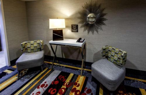 Bloomfield Hotel | Hampton Inn & Suites Staten Island