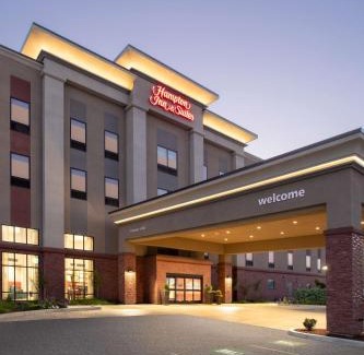 Watsonville Hotel | Hampton Inn & Suites Watsonville