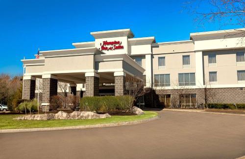 Wells Hotel | Hampton Inn & Suites Wells-Ogunquit