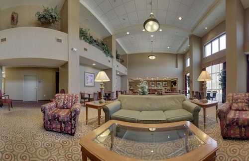 West Bend Hotel | Hampton Inn & Suites West Bend