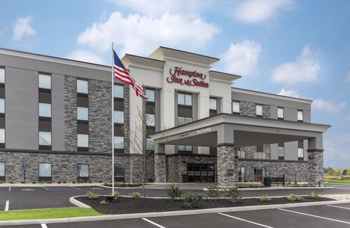 Xenia Hotel | Hampton Inn & Suites Xenia Dayton