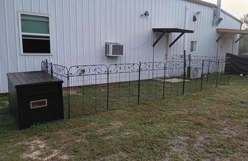 Langley House | Hangar and RV Hookup at Twin Lakes Airport S17 for Masters Week - Fly or drive