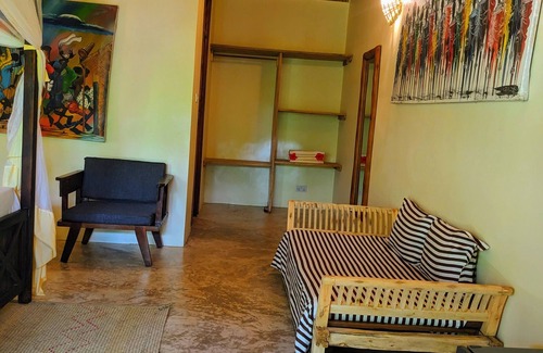 Kiwengwa Bed & Breakfast | Hapahapa Zanzibar bungalows