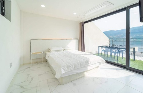 Hapcheon House | Hapcheon Rest Pool Villa