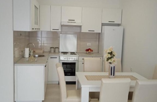 Central Serbia Apartment | Happy Day