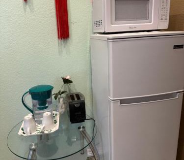 Glendora House | Happy Room Near Citrus College