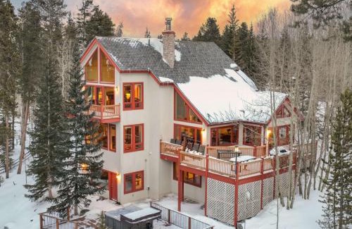 Breckenridge House | Happy Trails Lodge