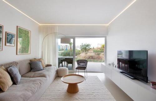 La Capellania Apartment | Happy Travel South Beach 5-2b