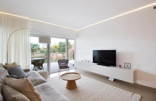 La Capellania Apartment | Happy Travel South Beach 5-2b