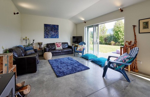 Kaikoura House | Harakeke, A gorgeous, inviting, peaceful, home